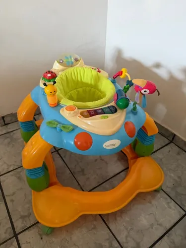 Andador de bebê 