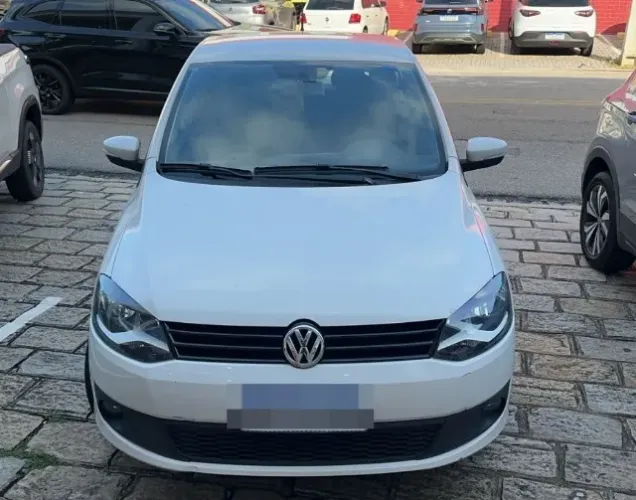 Volkswagen Fox 1.0 MI Total Flex 8V 5P 2014