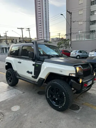 Troller T-4 4X4 3.2 20V TDI Cap. Rígida Diesel 2017