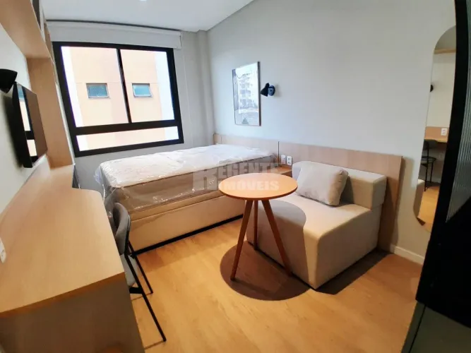 Ótimo studio totalmente mobiliado para locação no bairro Trindade!