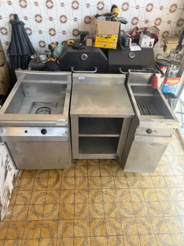 Kit Banho Maria, mesa de apoio e fritadeira inox industrial