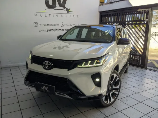 Toyota Hilux SW4 SRX Diamo. 4X4 2.8 TB DIE AUT 2019