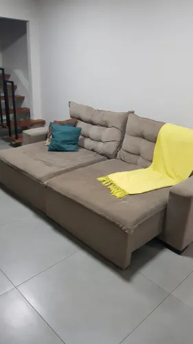 Sofá 4 lugares
