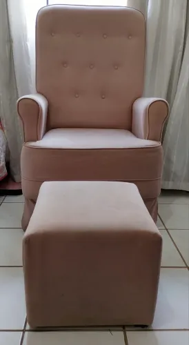 Poltrona Balanço + Puff