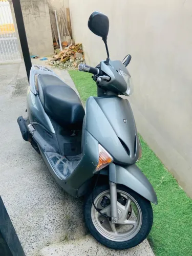Honda lead 2010