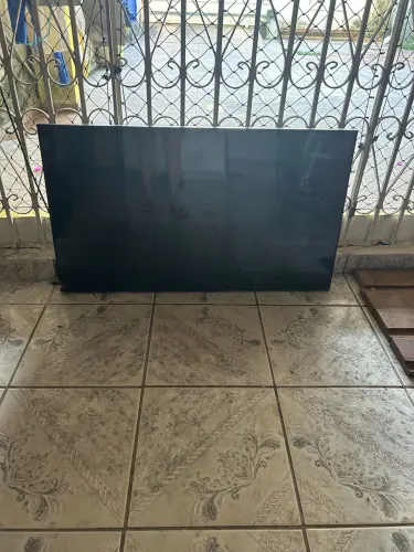 Tv smart Samsung 42 polegadas com avaria 