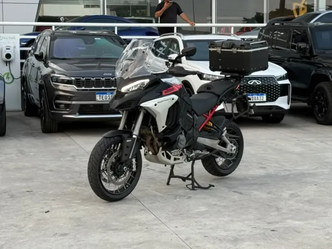 Ducati Multistrada 1160 v4s 2025