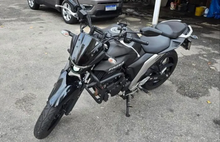 YAMAHA FZ25 2023