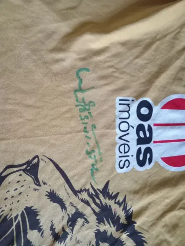 Vende-se camisa autografada pelo Washington coração valente  ou troco por bike gios