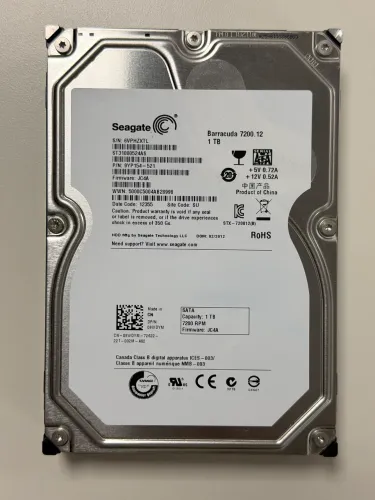2 unidades do Seagate Barracuda 7200.13 1TB