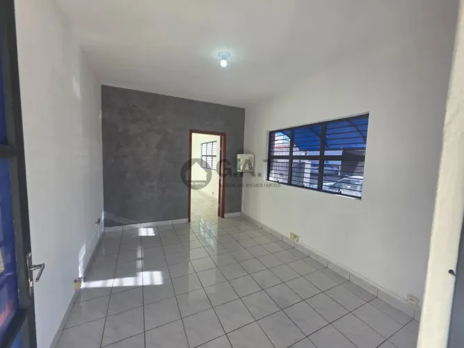 Locação: Casa comercial em Sorocaba-SP, Jardim Simus - 6 salas, 3 banheiros, 10 vagas, 180