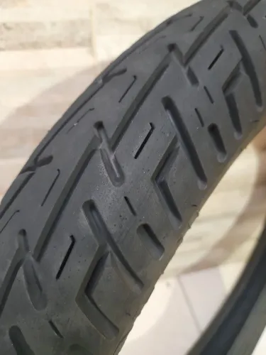 Pneu Cg semi novo Rinaldi 90/90-18
