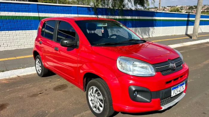 Fiat Uno Attractive 1.0 Flex 6V 5P 2017