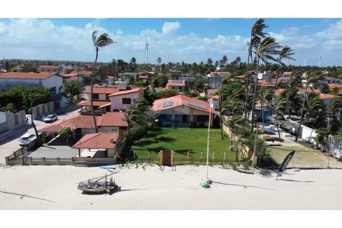 Casa Frente-Mar Exclusiva no Guajiru | Alto Padrão | Raridade Absoluta