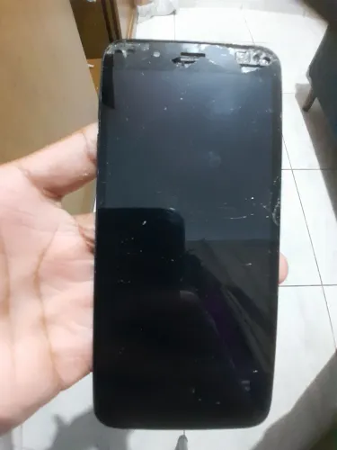 SANSUNG J6 USADO *QUEBRADO*