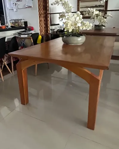 Mesa linda madeira demolicao Casa Shopping