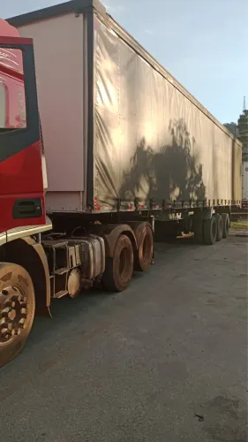 Carreta 28 paletes vendo ou alugo 