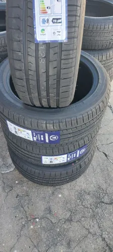 PNEUS 225/45/17