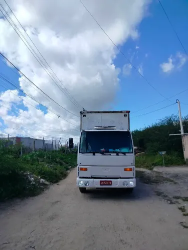 Ford cargo 815 2002