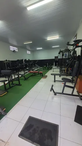 Academia de musculação 