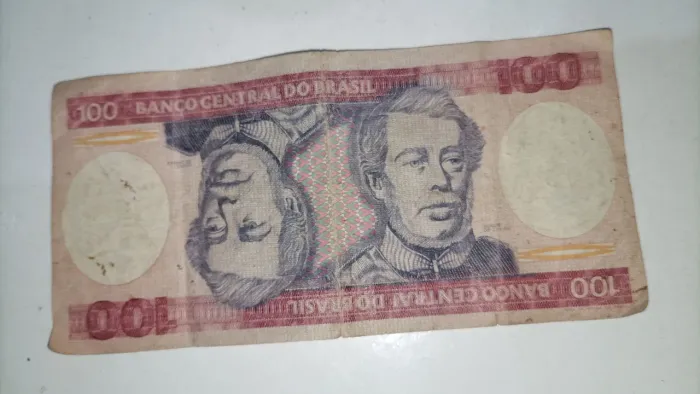 Cédula 100 cruzeiro