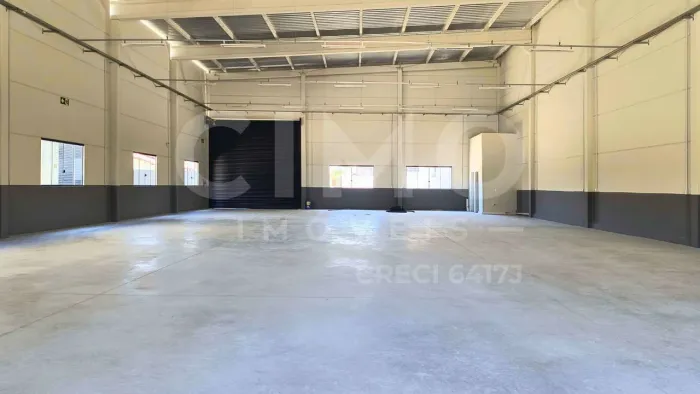 Galpão para Locação em Gaspar/SC  448m² com Portas Automatizadas