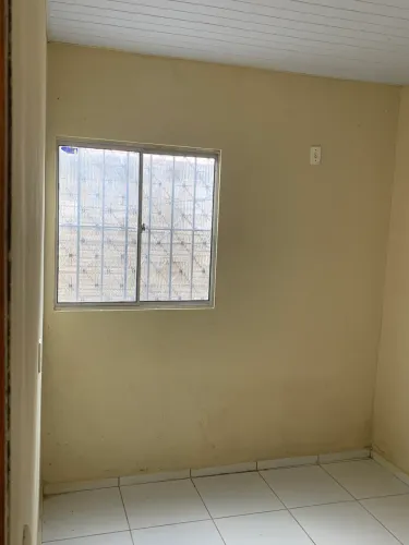 Apartamento simples no Dirceu