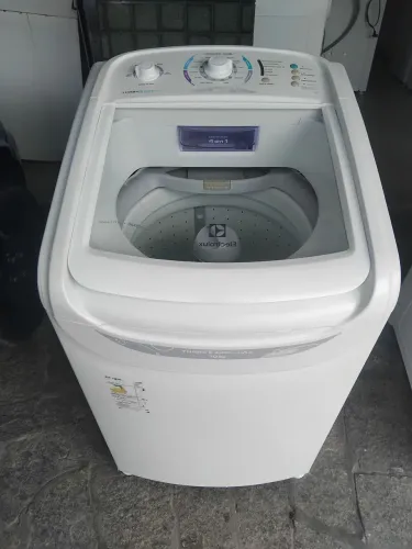 Máquina de lavar Electrolux 10kg com garantia total de três meses