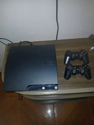 Vendo ou troco ps3 desbloqueado 2 manete
