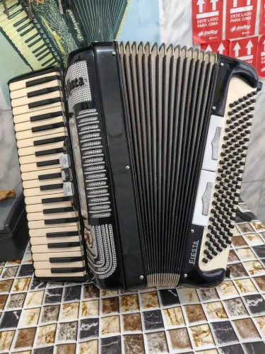 Sanfona LA TOSCA italiana 120