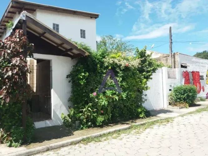 Casa com 7 dormitórios à venda, 172 m² por R$ 1.080.000,00 - Alto Ribeirão - Florianópolis