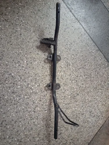 ESTRIBO TITAN 160cc,150cc e 125cc<br>Oficial ESTIBO TITAN 150 04/08 MOD SANSAO MACIÇO (TORK)
