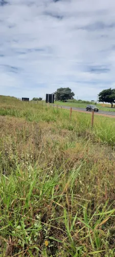 Terreno ao lado da Rodovia Euclides da Cunha
