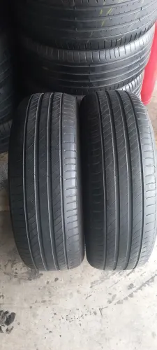 Pneu 215/60/17 Michelin (2 unidades)