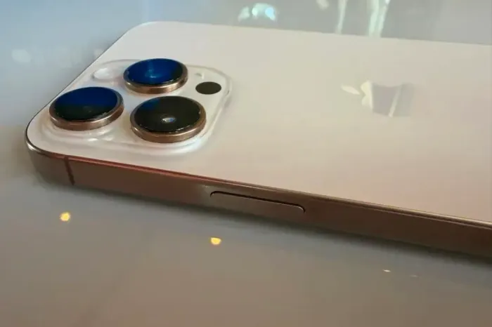 IPHONE 16 PRO MAX 256