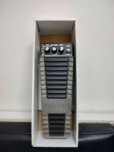 Pedal Boss Wah PW-10 V-Wah Cosm