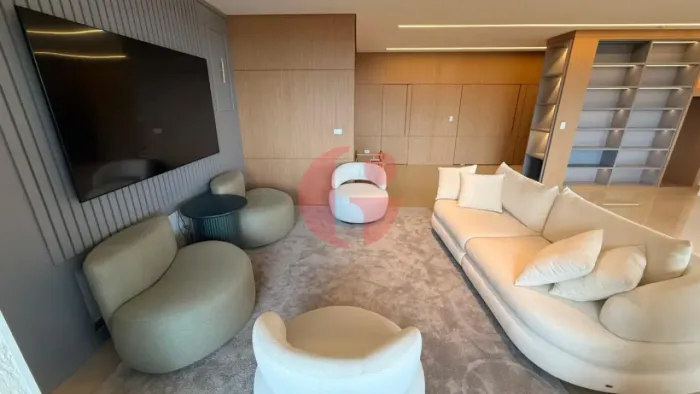 Apartamento semi mobiliado para venda no condomínio L`Essence com 4 suítes e 4 vagas de ga
