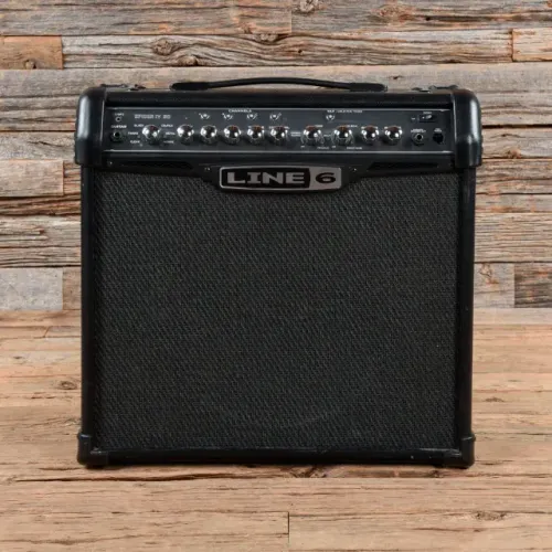 Amplificador Line 6 Spider IV 30 - Falante Celestion de 12