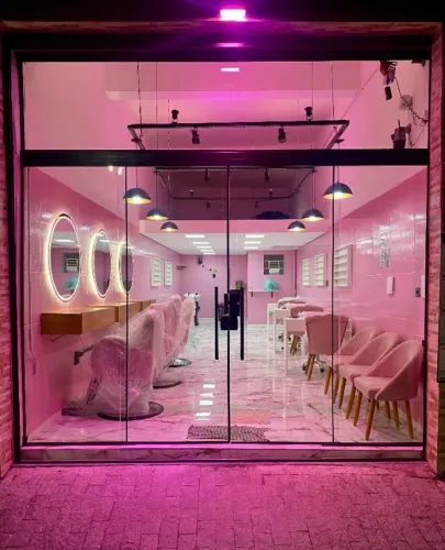 Espaço Para Manicure e Cabeleireira a Partir de R$450 Mensal