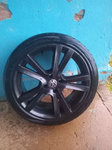 Vendo 4 rodas de liga leve aro 17