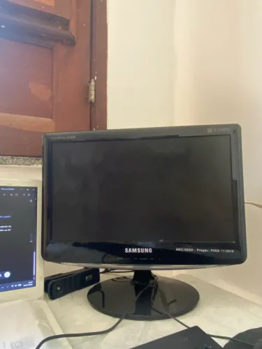 Monitor Samsung B1630N