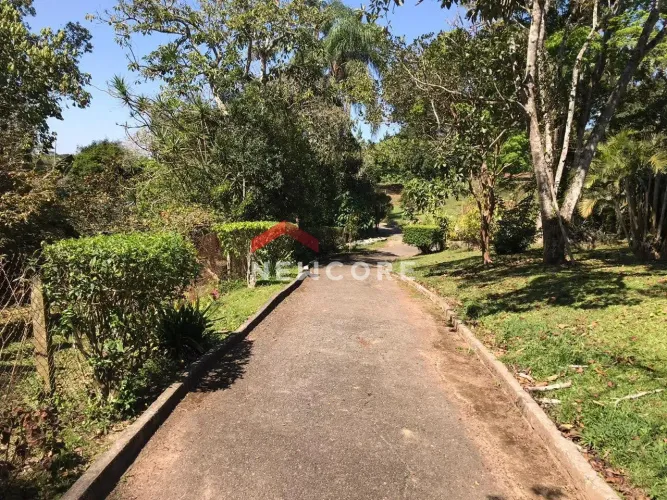 Chácara em Estrada da Mina de Ouro - Parque Itararé - Embu-Guaçu/SP