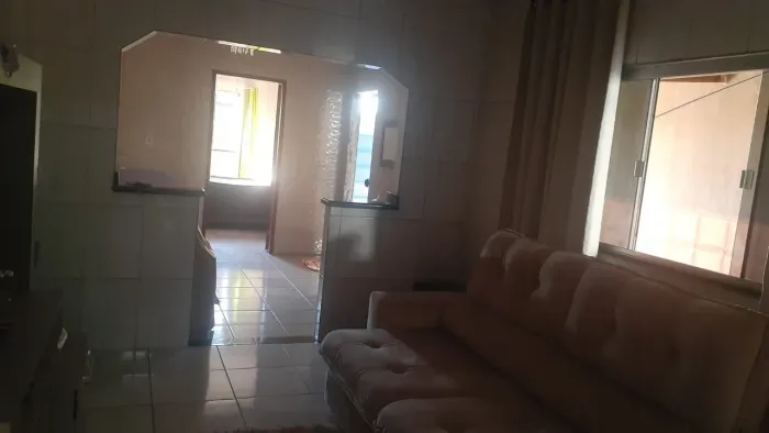 Vendo casa com 3/4,aceito outra casa menor,ou um barraco ,carro também 