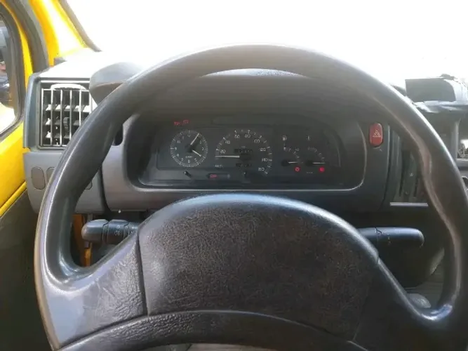 Renault Trafic Furgão Chassi Curto 2.2 1998