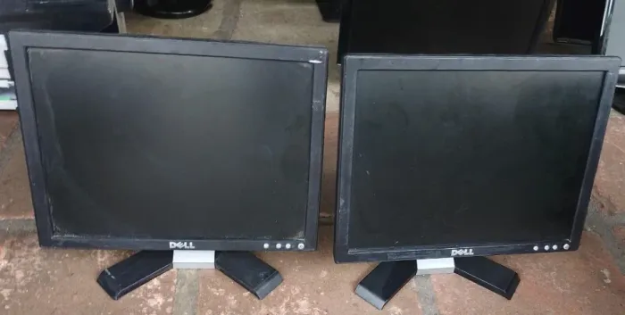 Monitor Lcd Dell E157fpc 15 Vga 15' polegadas ' (Recondicionado)