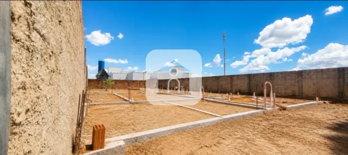 Oportunidade Premium: Lote de 420 m² em Região Consolidada e Valorizada