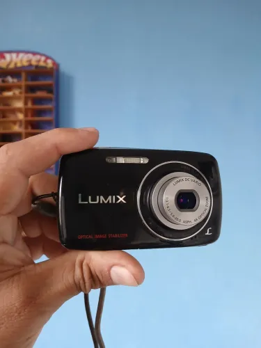Câmera digital Lumix 14.1 mp S3 panasonic