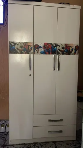 Guarda roupa solteiro