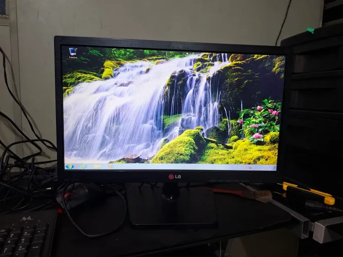 Monitor LG 20 polegadas