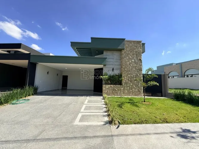 Venda de Casas / Condomínio na cidade de Araraquara